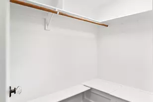 7221 Ridgewood Ter, Chevy Chase, MD 20815 - Photo 33