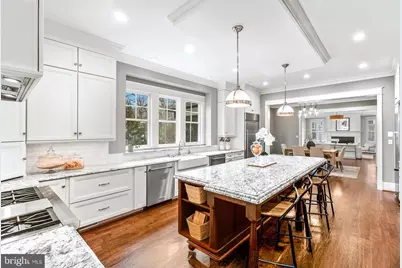 7221 Ridgewood Terrace, Chevy Chase, MD 20815 - Photo 23