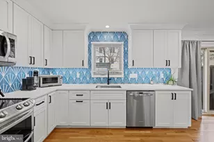 37 Marwood Ct, Rockville, MD 20850 - Photo 7