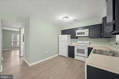 11112 Black Forest Way, Gaithersburg, MD 20879 - Photo 17