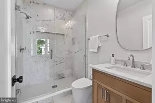 8722 Ewing Dr, Bethesda, MD 20817 - Photo 43