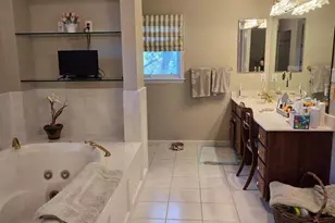 10810 Burbank Dr, Potomac, MD 20854 - Photo 39