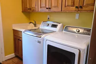 10810 Burbank Dr, Potomac, MD 20854 - Photo 17