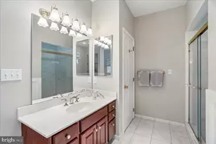 10810 Burbank Dr, Potomac, MD 20854 - Photo 31