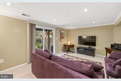 135 Kinsman View Circle, Silver Spring, MD 20901 - Photo 25