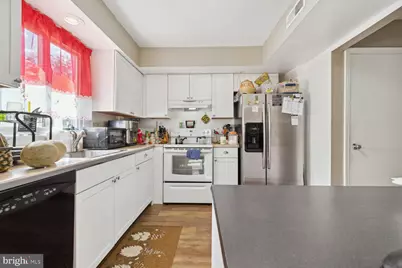 13089 Open Hearth Way, Germantown, MD 20874 - Photo 9