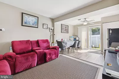 13089 Open Hearth Way, Germantown, MD 20874 - Photo 5