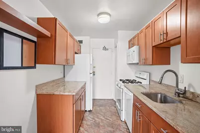 1900 Lyttonsville Road #612, Silver Spring, MD 20910 - Photo 3