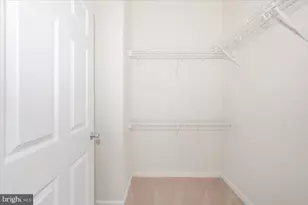 7 Booth St, Gaithersburg, MD 20878 - Photo 41