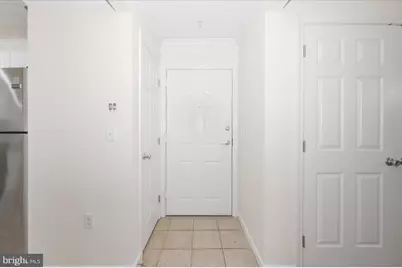 7 Booth Street #406, Gaithersburg, MD 20878 - Photo 3