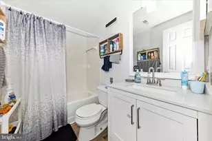18100 Chalet Dr, Germantown, MD 20874 - Photo 29