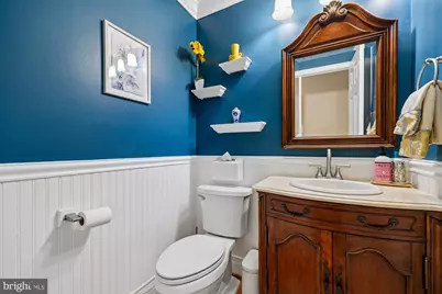 11413 Honeybear Lane, Germantown, MD 20876 - Photo 7