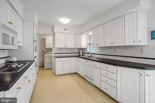 15101 Carrolton Rd, Rockville, MD 20853 - Photo 21