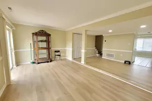 9627 Horizon Run Rd, Montgomery Village, MD 20886 - Photo 5