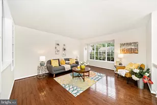 52 Cherry Bend Ct, Germantown, MD 20874 - Photo 3