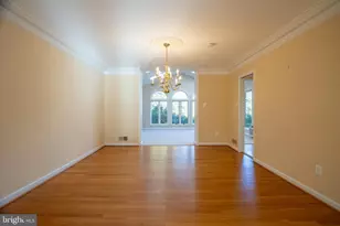 7001 Hopewood St, Bethesda, MD 20817 - Photo 11