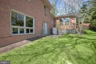 7001 Hopewood St, Bethesda, MD 20817 - Photo 45