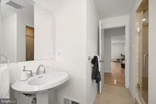 7001 Hopewood St, Bethesda, MD 20817 - Photo 35