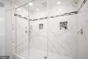 7001 Hopewood St, Bethesda, MD 20817 - Photo 21