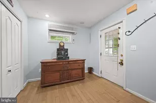 301 Dale Dr, Silver Spring, MD 20910 - Photo 3