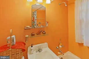 301 Dale Dr, Silver Spring, MD 20910 - Photo 19