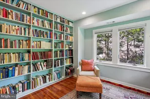 6404 Western Ave, Chevy Chase, MD 20815 - Photo 11