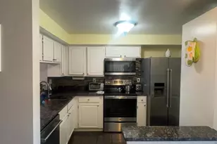 14560 Farmcrest Pl, Silver Spring, MD 20905 - Photo 5