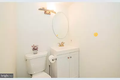 8807 Rustburg Circle, Montgomery Village, MD 20886 - Photo 17