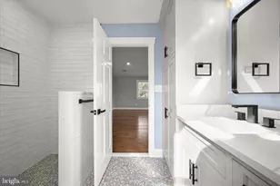 21611 Slidell Rd, Boyds, MD 20841 - Photo 47