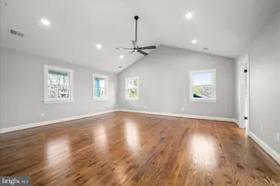 21611 Slidell Rd, Boyds, MD 20841 - Photo 39