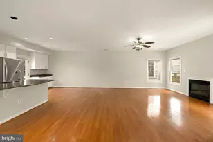 672 Heathwalk Mews, Gaithersburg, MD 20878 - Photo 5
