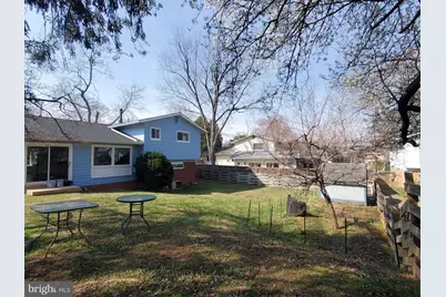 702 W Edmonston Drive, Rockville, MD 20852 - Photo 27