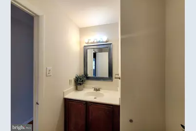 702 W Edmonston Drive, Rockville, MD 20852 - Photo 33