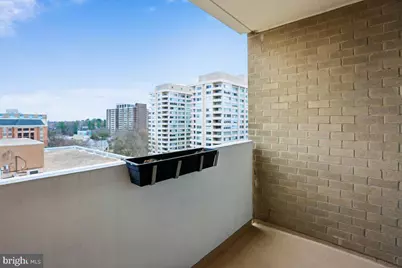 4601 N Park Avenue #1118, Chevy Chase, MD 20815 - Photo 3