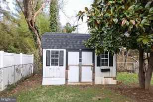 5607 Pier Dr, Rockville, MD 20851 - Photo 5