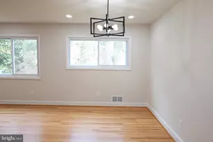 5607 Pier Dr, Rockville, MD 20851 - Photo 13