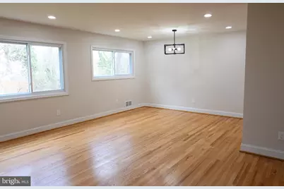 5607 Pier Drive, Rockville, MD 20851 - Photo 17