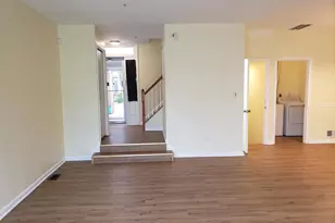 18022 Royal Bonnet Cir, Montgomery Village, MD 20886 - Photo 9