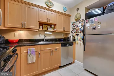 2114 Bonnywood Lane #1-202, Silver Spring, MD 20902 - Photo 15