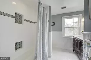 1112 Fallsmead Way, Potomac, MD 20854 - Photo 33