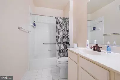 300 High Gables Drive #305, Gaithersburg, MD 20878 - Photo 11