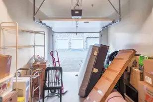 300 High Gables Dr, Gaithersburg, MD 20878 - Photo 21