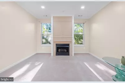 300 High Gables Drive #305, Gaithersburg, MD 20878 - Photo 9