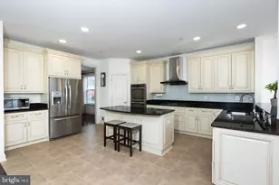 215 N Van Buren St, Rockville, MD 20850 - Photo 29