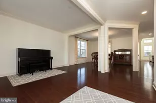 215 N Van Buren St, Rockville, MD 20850 - Photo 9