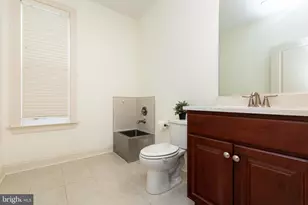 215 N Van Buren St, Rockville, MD 20850 - Photo 53