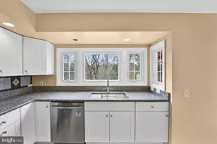 11208 Minstrel Tune Dr, Germantown, MD 20876 - Photo 19