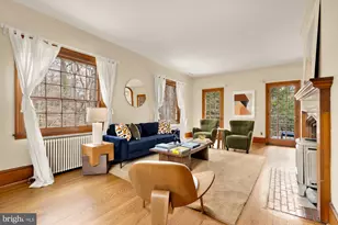 8101 Park Crest Dr, Silver Spring, MD 20910 - Photo 3