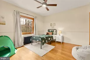 8101 Park Crest Dr, Silver Spring, MD 20910 - Photo 25