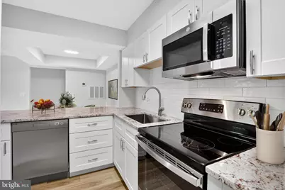 5804 Inman Park Circle #120, Rockville, MD 20852 - Photo 5